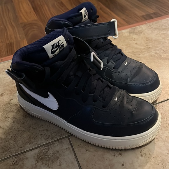 Nike Air Force 1 - Picture 5 of 5